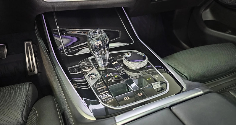 BMW X7 cena 329000 przebieg: 54800, rok produkcji 2021 z Rzeszów małe 254